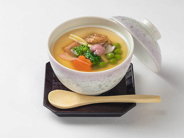 大山鶏と春野菜の餡かけ茶碗蒸し