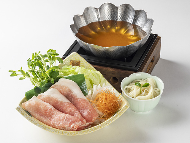 えびすもち豚梅風味小鍋